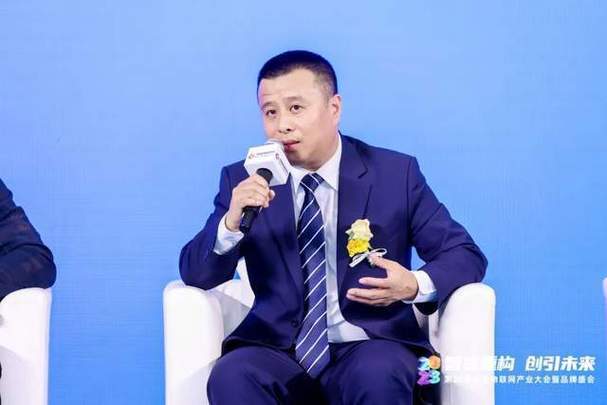 数字安防视觉认知联合实验室 俞江峰引领AI安防新纪元